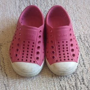 Native Kids Pink Perforated Sneakers Size C5